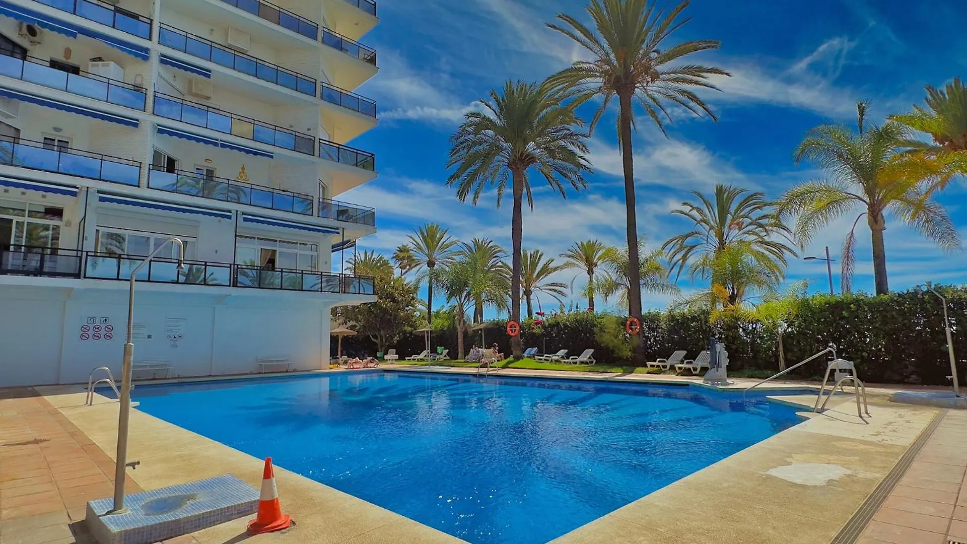 Skol 919A Sea Views 2 Bedrooms Duplex 马尔韦利亚